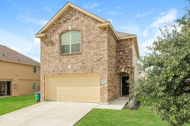 Building Photo - Tesoro Hills - 5003 War Horse Dr, San Anto...