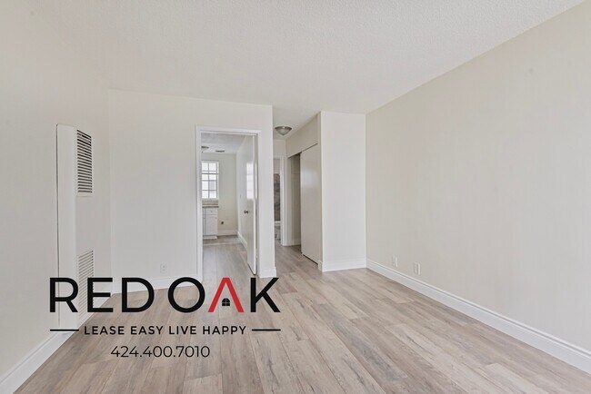 Foto del edificio - 6547 Pickering Ave