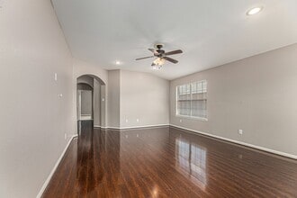 Building Photo - 520 Cedar Branch Dr