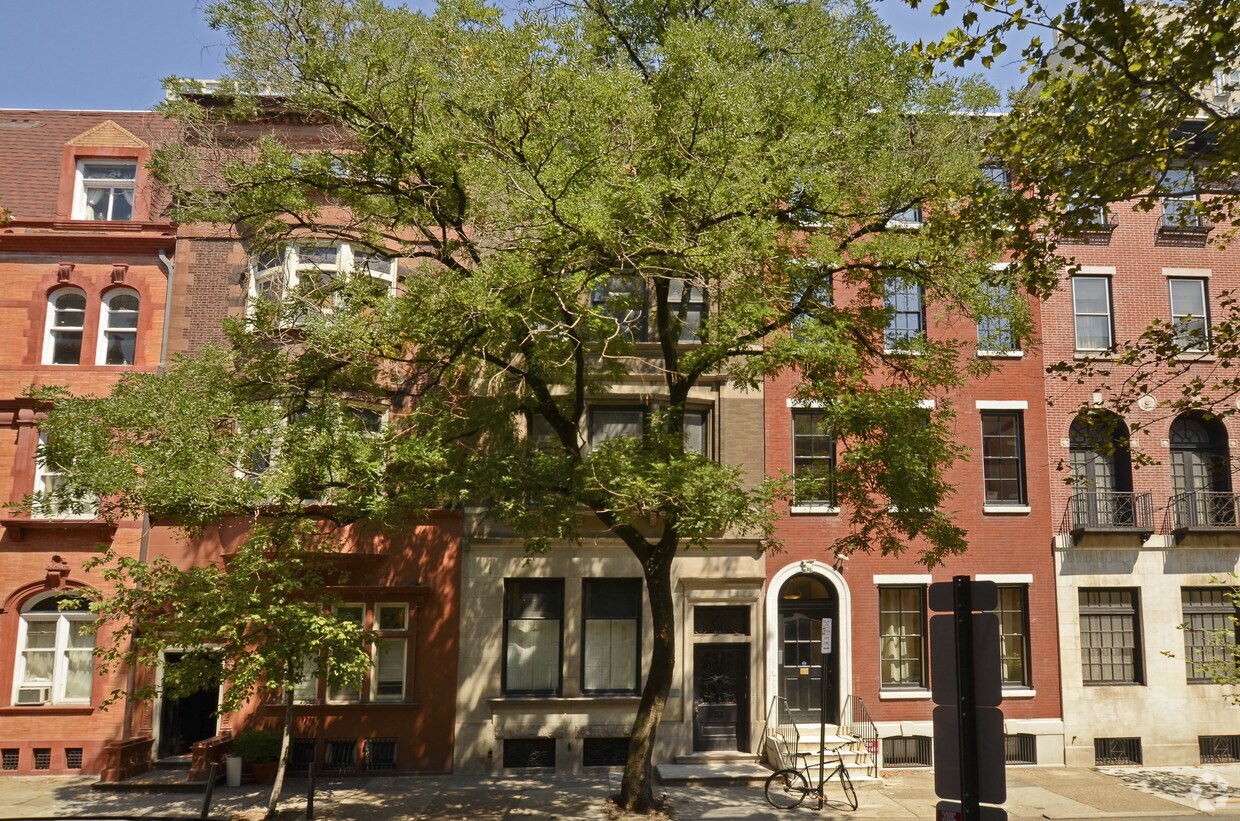 Foto principal - 1919 Spruce St