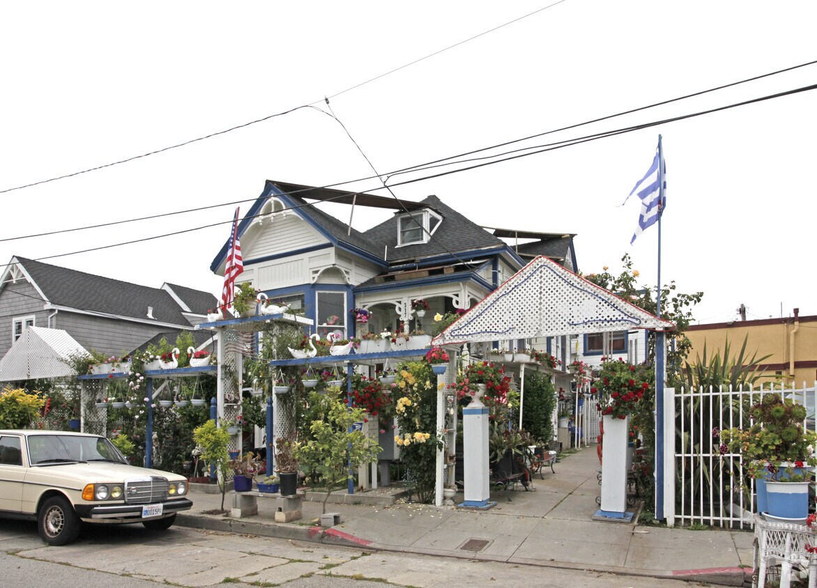 Foto principal - 317 Raymond St