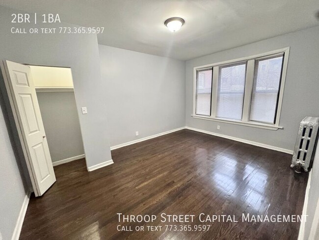 Building Photo - Spacious 2 Bed 1 Bath