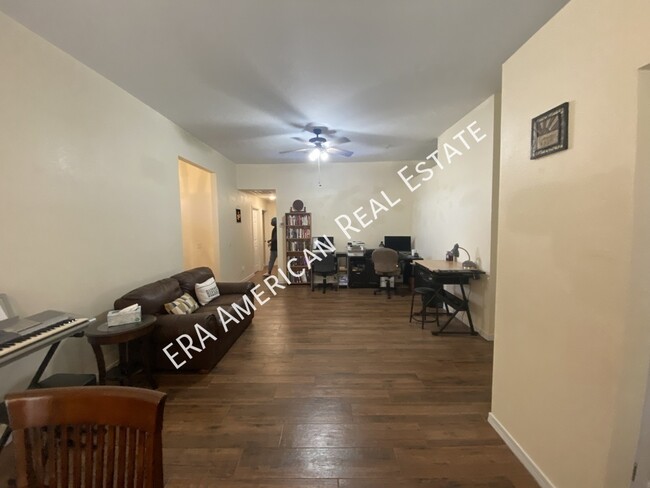 Foto del edificio - 7226 Zoe Cir