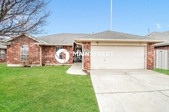 Building Photo - 2916 SE 97th St