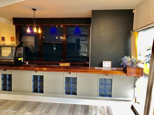 Foto del edificio - 1 br, 2 bath House - 288 Fair Street