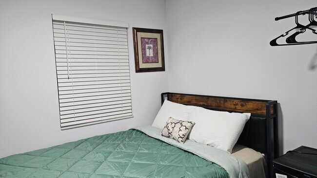 Photo - 10950 Fernando St House