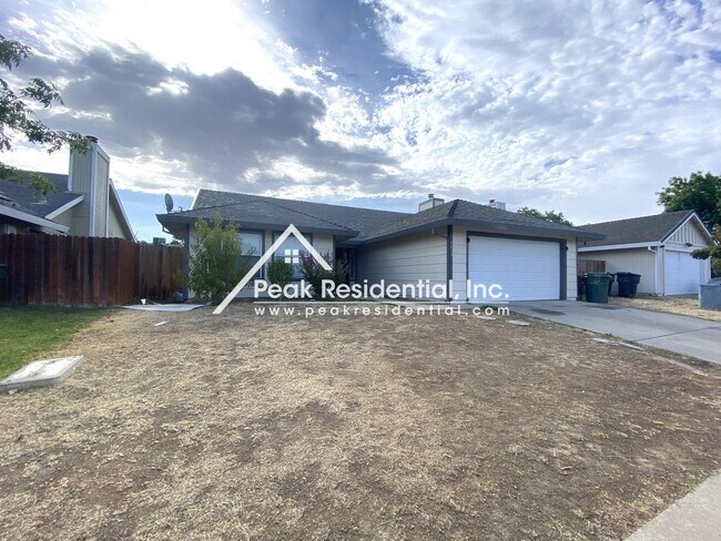 Building Photo - 4 br, 2 bath House - 7413 Lidia Way