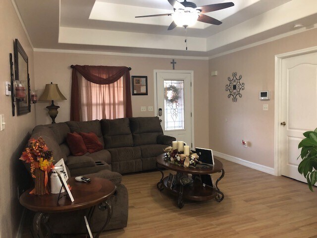 Living room - 112 Mercedez Dr