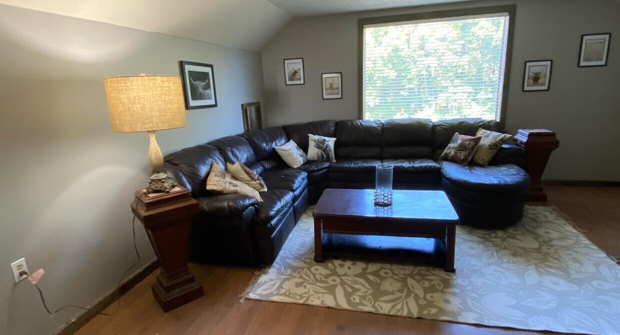 20036 Cole Ln Unit Apt, Bristol, VA 24202 Apartments in Bristol, VA