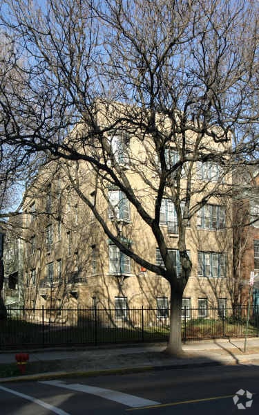 Building Photo - 2403-2407 N Orchard St