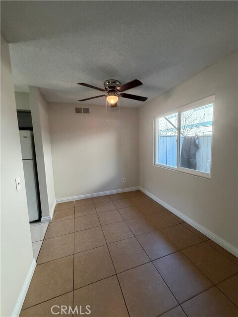 Foto del edificio - 16770 San Bernardino Ave