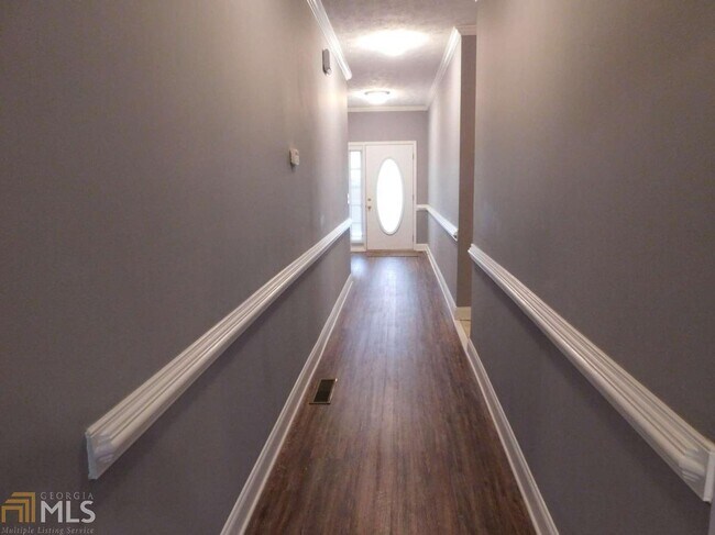 Foto del edificio - 2335 Jenna's Way