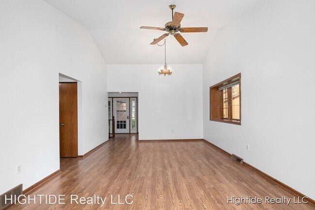 Foto del edificio - 3 br, 2 bath House - 3448 Eagle Ridge Ct NE