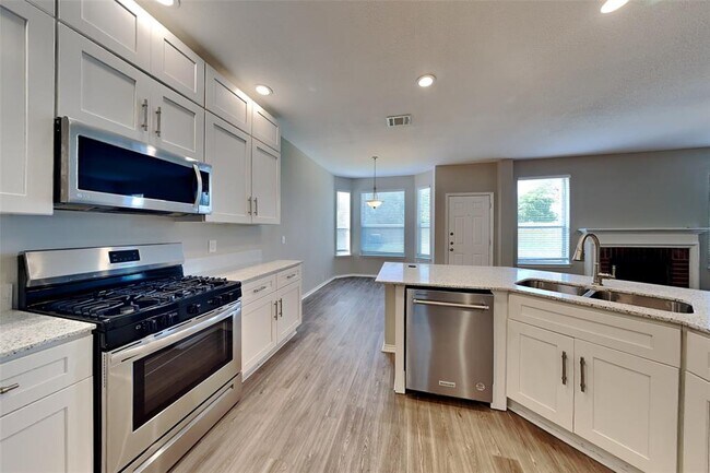 Building Photo - 11927 Wortham Landing Dr
