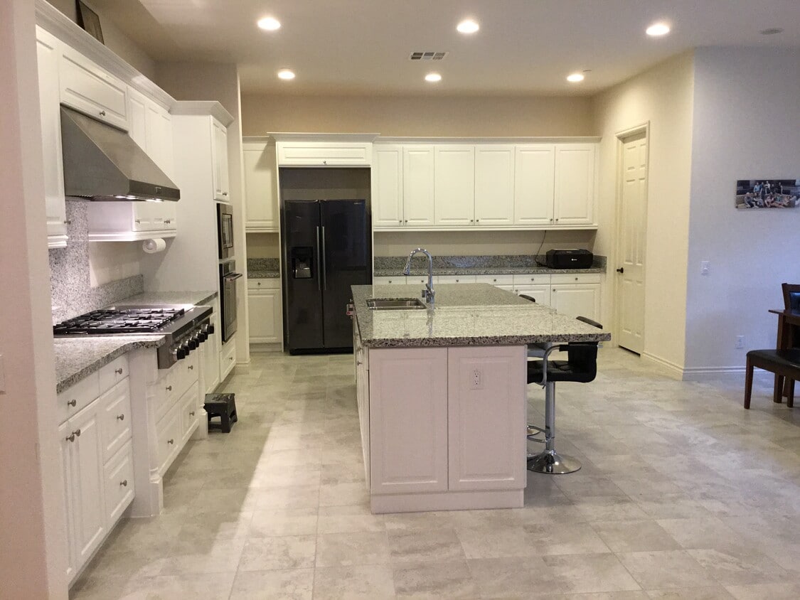 Kitchen - 59 Hearst