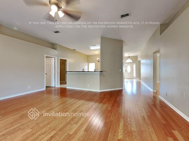 Foto del edificio - 1727 Blue Ridge Dr