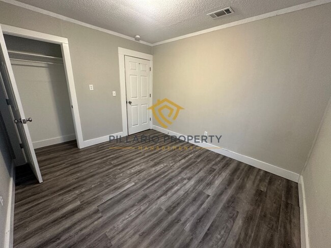 Building Photo - 2300 S A. St.