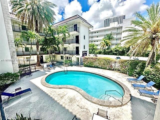 Building Photo - 924 SE 2nd St