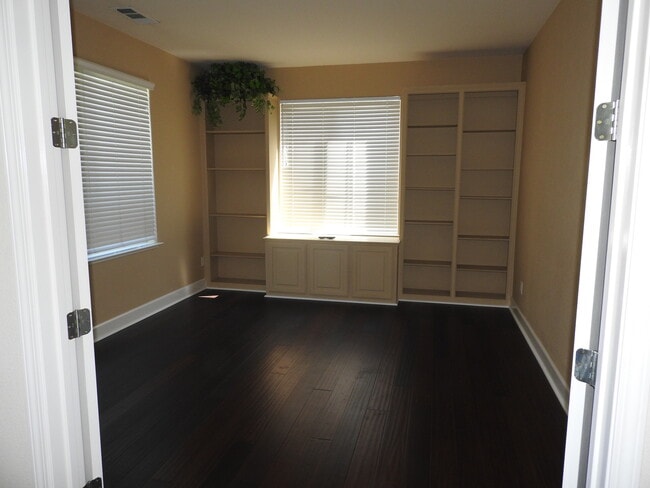 Building Photo - Gorgeous Home with Pool in Beautiful El Dorado Hills.