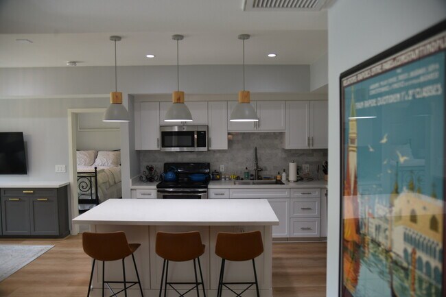 Cocina - 12655 Bluff Creek Dr