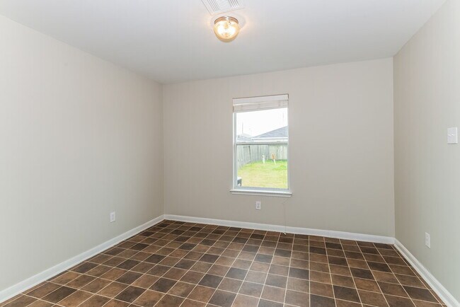 Foto del edificio - 4419 Thistle Pond Ct