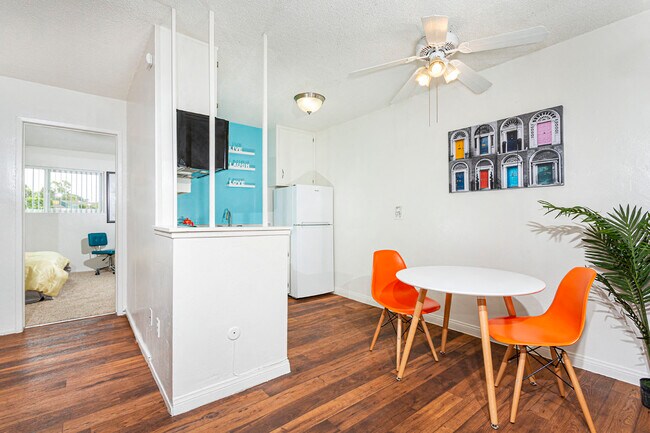 Aztec Pacific Apartments San Diego Ca Apartments Com