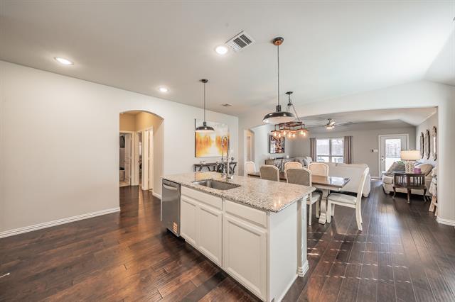 Foto del edificio - 2013 Rosebury Ln