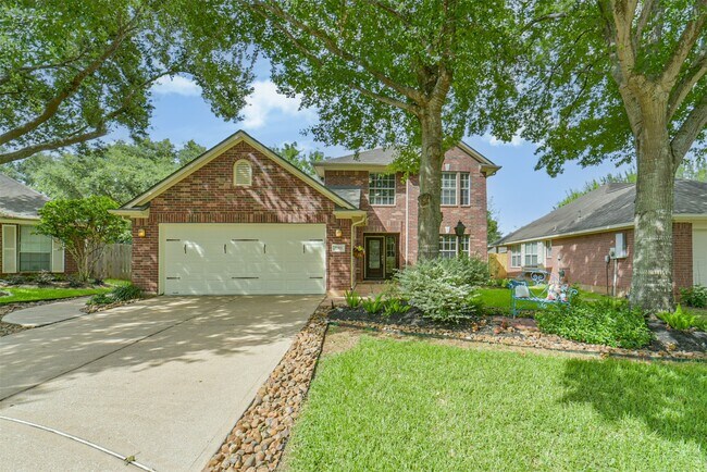 Foto del edificio - 2411 Misty Falls Ct