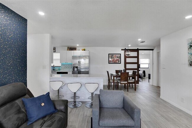 Building Photo - 4731 W Montgomery Ave