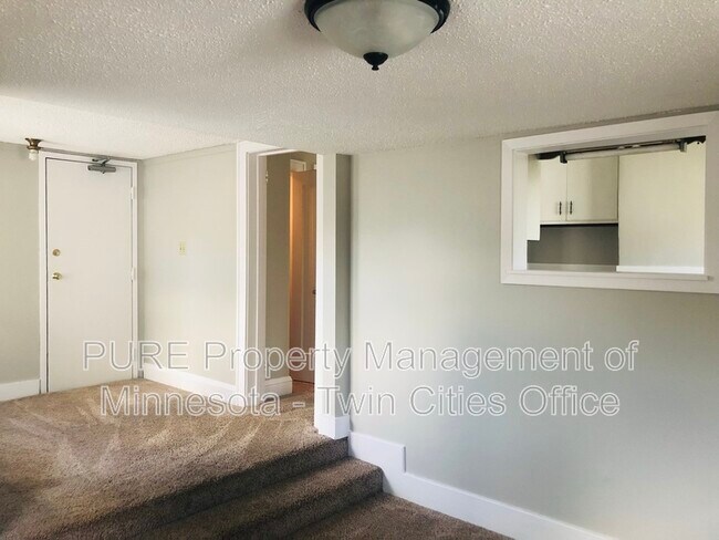 Building Photo - 1330 White Bear Ave