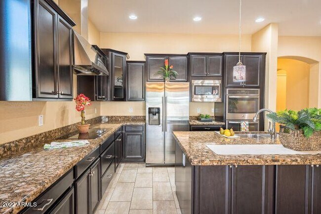 Foto del edificio - 5434 S Forest Ave