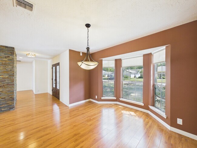 Foto del edificio - 12842 Westmere Dr