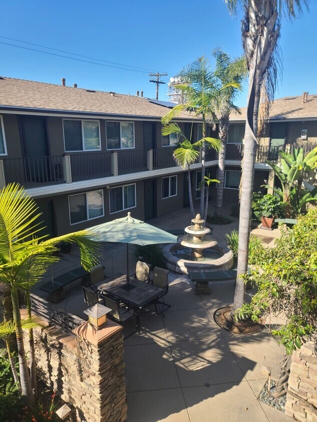Foto principal - Updated 1Bd/1Ba Condo in Gated Community i...