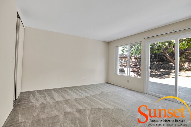 Building Photo - 6813 Deerrun Pl