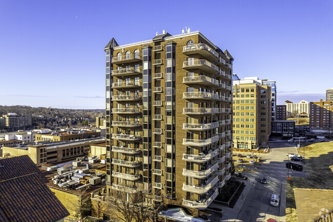 Building Photo - Townsend Place Condominiums