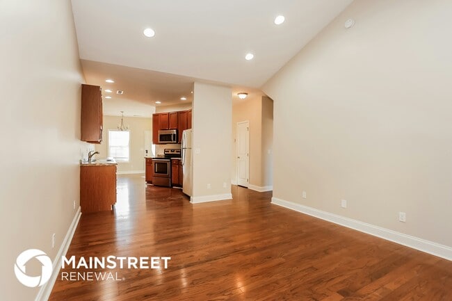 Building Photo - 7013 Edon Hall Way