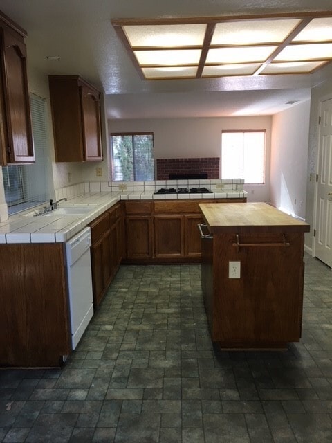Building Photo - Beautiful Folsom Home