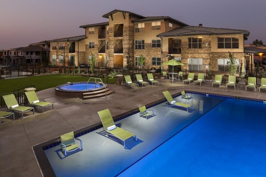 Zenith Meridian Apartments in Englewood, CO