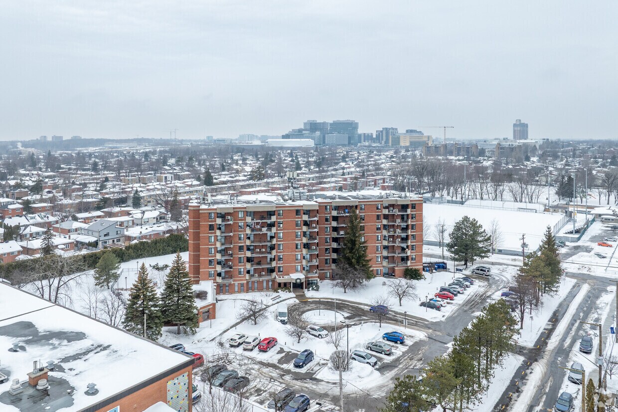 Aerial Photo - Manoir des Prairies inc