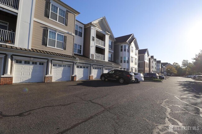 Foto del edificio - 3223 Edward Stec Blvd