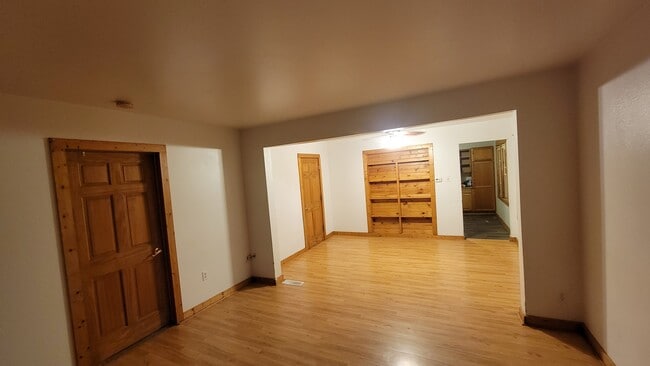 Building Photo - 1213 N 16th St