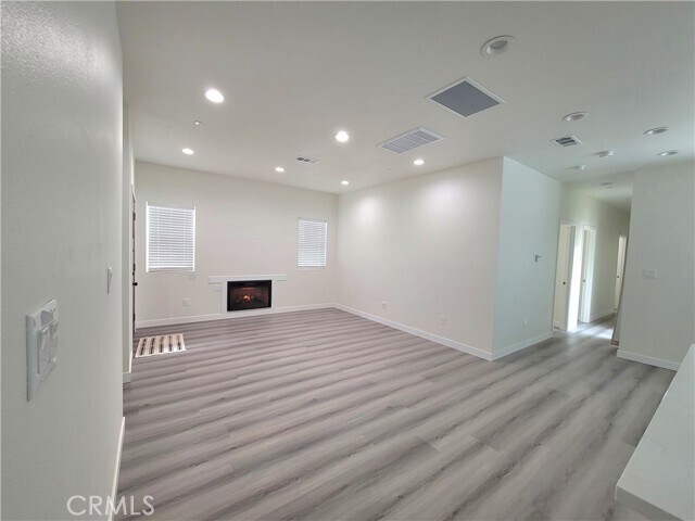 Foto del edificio - 15478 Esther St