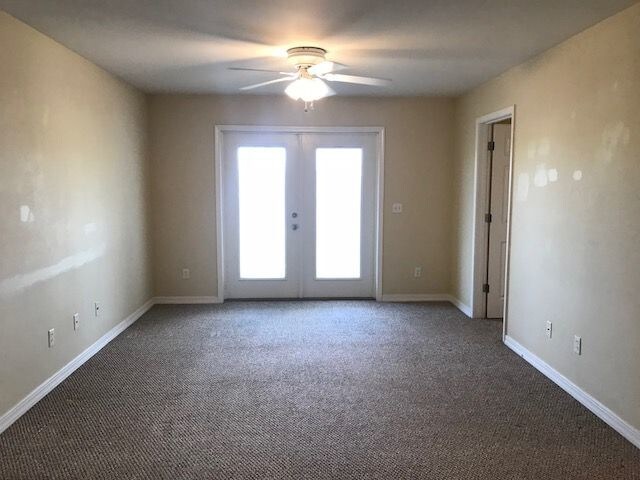 Building Photo - 2 Bedroom Unit in Creets Crossing
