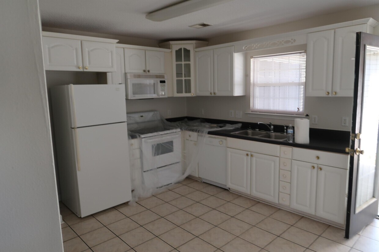 112 Gallivan Dr, Columbia, SC 29229 House Rental in Columbia, SC