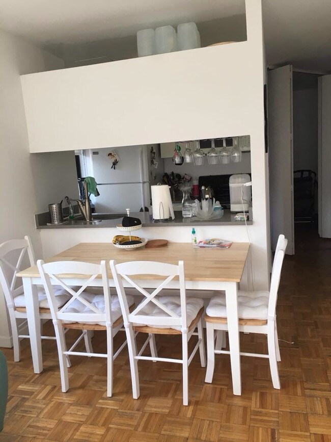 Foto del edificio - 159 E 30th St
