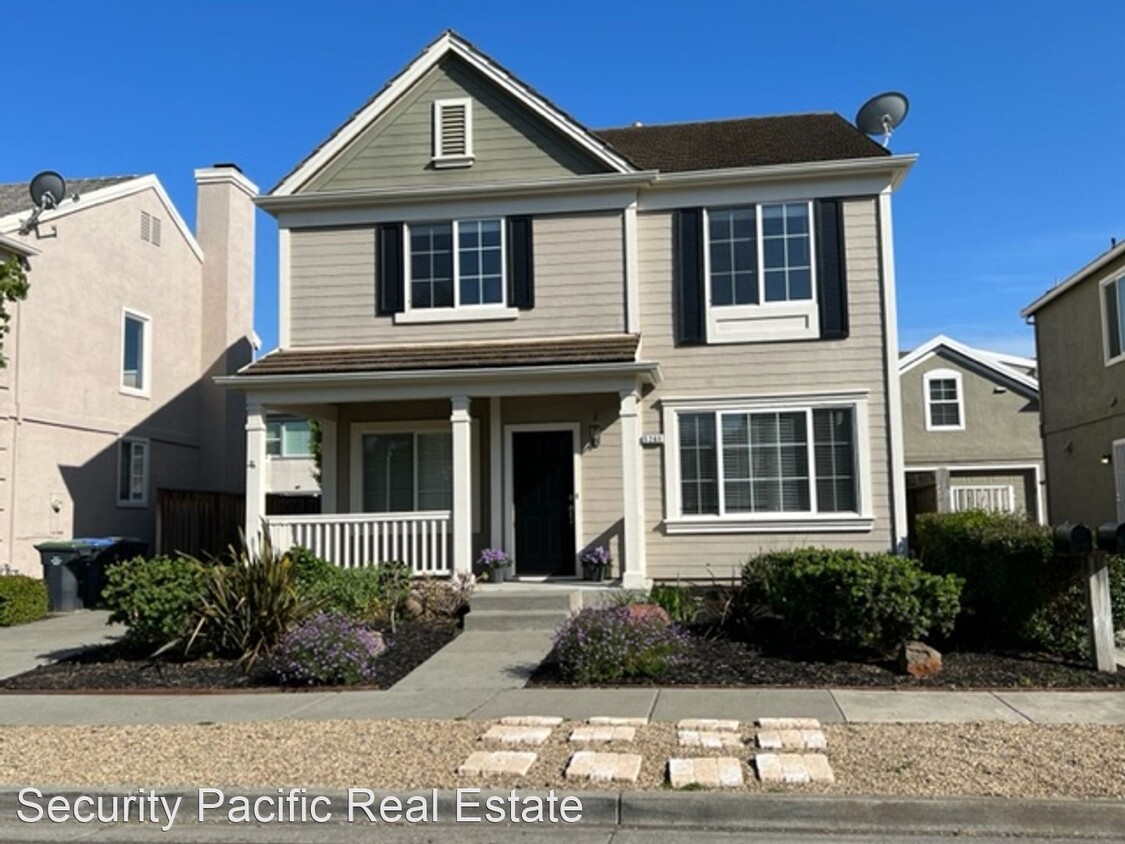 Primary Photo - 4 br, 2.5 bath House - 5268 Venus Dr.