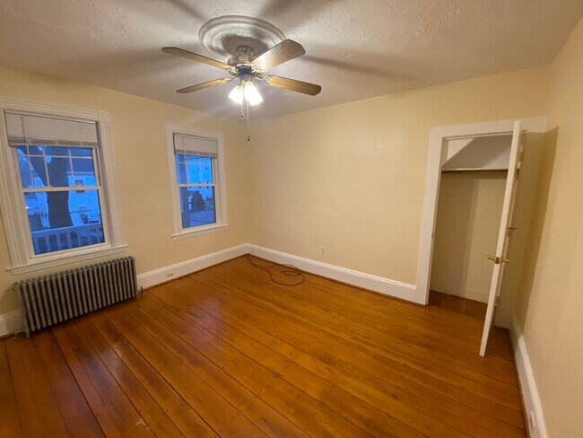 Building Photo - 22 Carlmark St