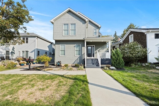 Building Photo - 44 Eagle St