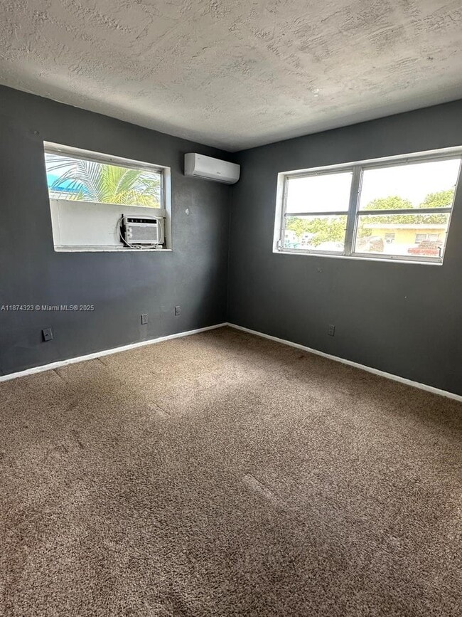 Foto del edificio - 3980 SW 51st St