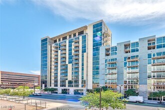 Building Photo - 353 E Bonneville Ave Building Photo - 353 E Bonneville Ave